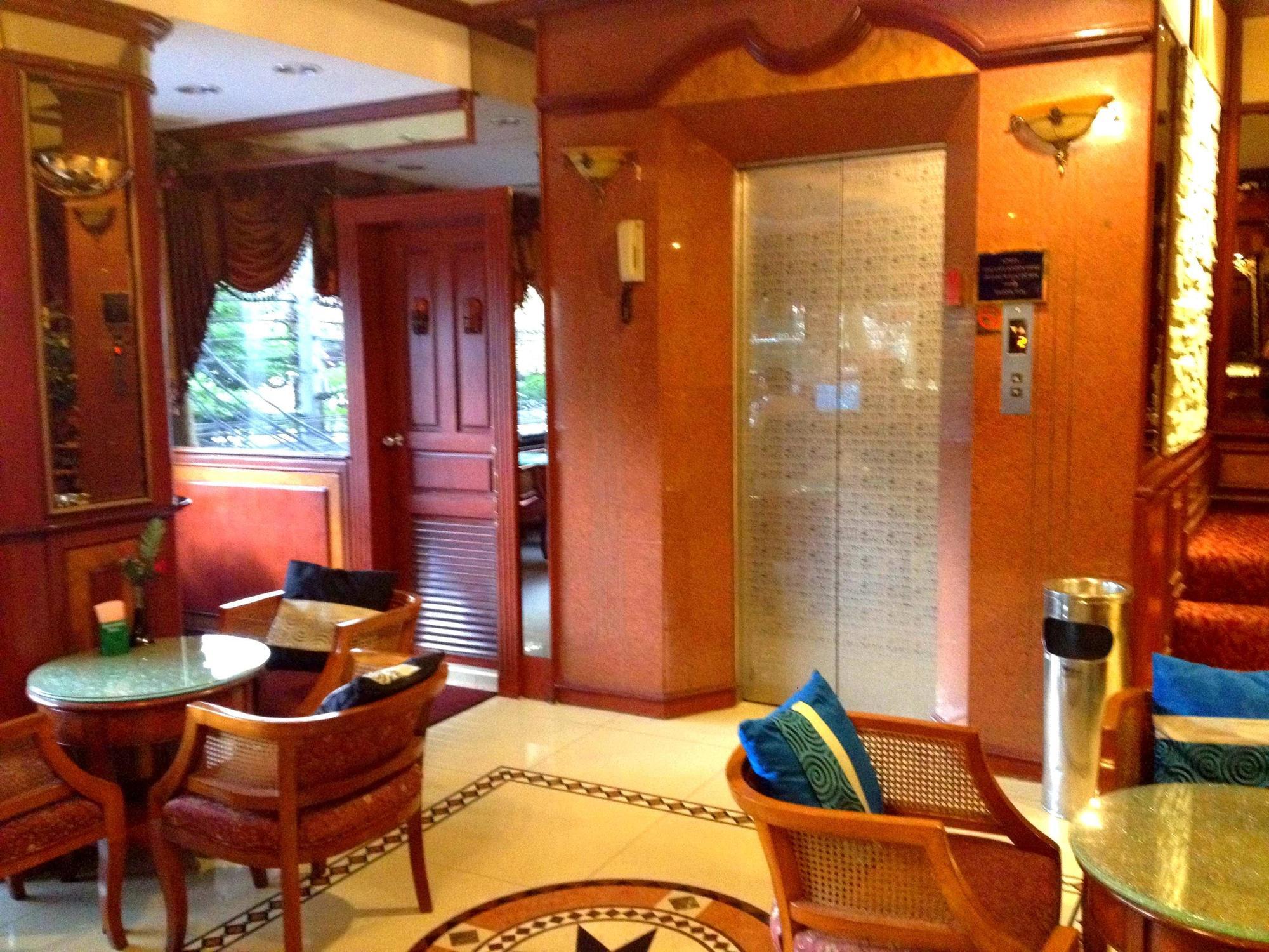 Parkway Inn Bangkok Exterior photo